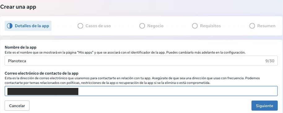 El primer paso del asistente de Meta: el nombre de la app y el correo de contacto.